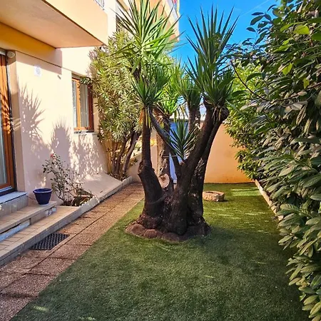 Duplex Climatise 100m2, Jardin, Garage Individuel Clos 公寓 昂蒂布