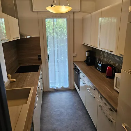 Duplex Climatise 100m2, Jardin, Garage Individuel Clos * 昂蒂布