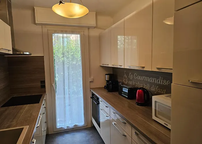 Duplex Climatise 100m2, Jardin, Garage Individuel Clos *