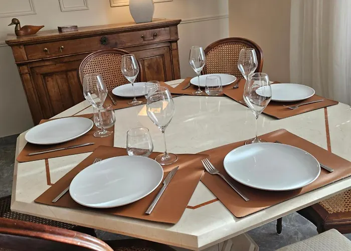 Duplex Climatise 100m2, Jardin, Garage Individuel Clos * Antibes