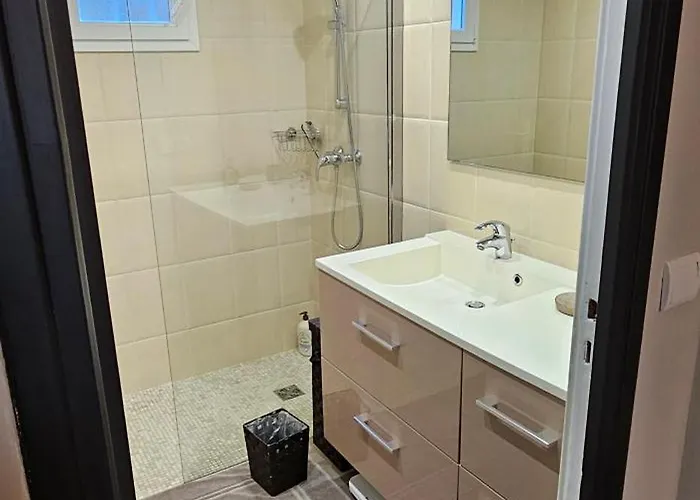 Duplex Climatise 100m2, Jardin, Garage Individuel Clos