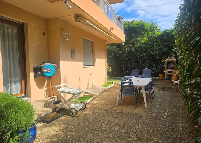 Duplex Climatise 100m2, Jardin, Garage Individuel Clos Antibes
