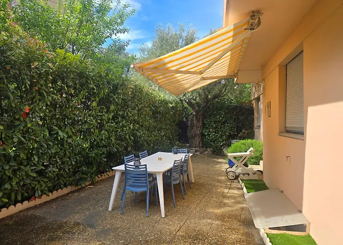 Duplex Climatise 100m2, Jardin, Garage Individuel Clos Daire